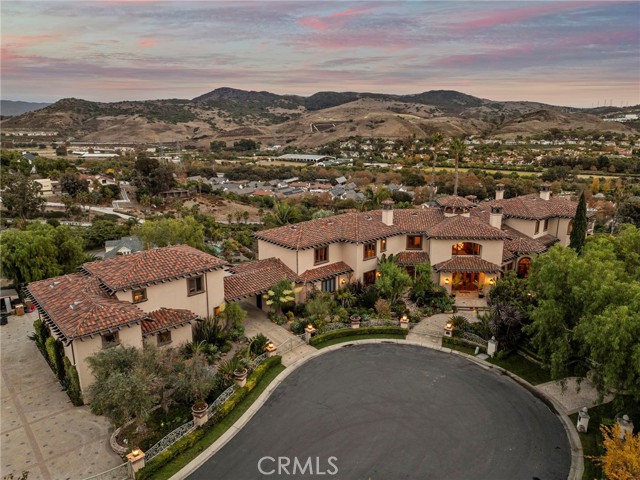 Detail Gallery Image 59 of 73 For 30742 Hilltop Way, San Juan Capistrano,  CA 92675 - 7 Beds | 9/2 Baths