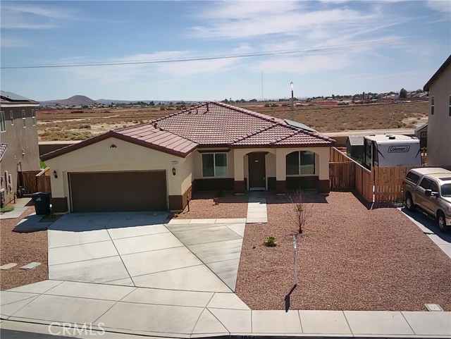 2024 Via Vida Feliz Avenue, Rosamond CA: https://media.crmls.org/medias/b8bbec23-e2a0-468a-af33-4f40d6c76160.jpg