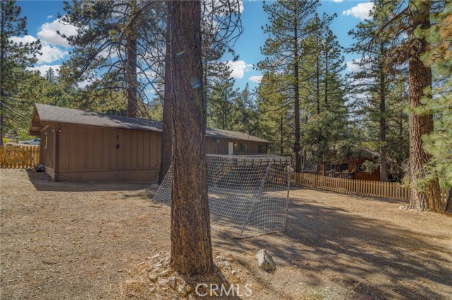 1628 Freeman Dr, Pine Mountain Club CA: https://media.crmls.org/medias/b8be4f3e-9c21-43ec-b4f8-95be1d67b3e8.jpg
