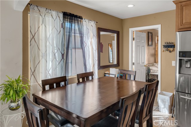 Detail Gallery Image 12 of 66 For 21931 Violeta Ave, Hawaiian Gardens,  CA 90716 - – Beds | – Baths