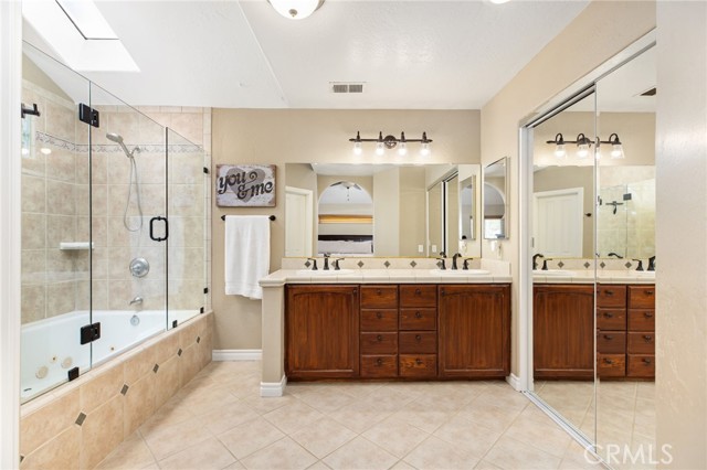 Detail Gallery Image 26 of 54 For 29172 Longhorn Dr, Canyon Lake,  CA 92587 - 4 Beds | 3 Baths