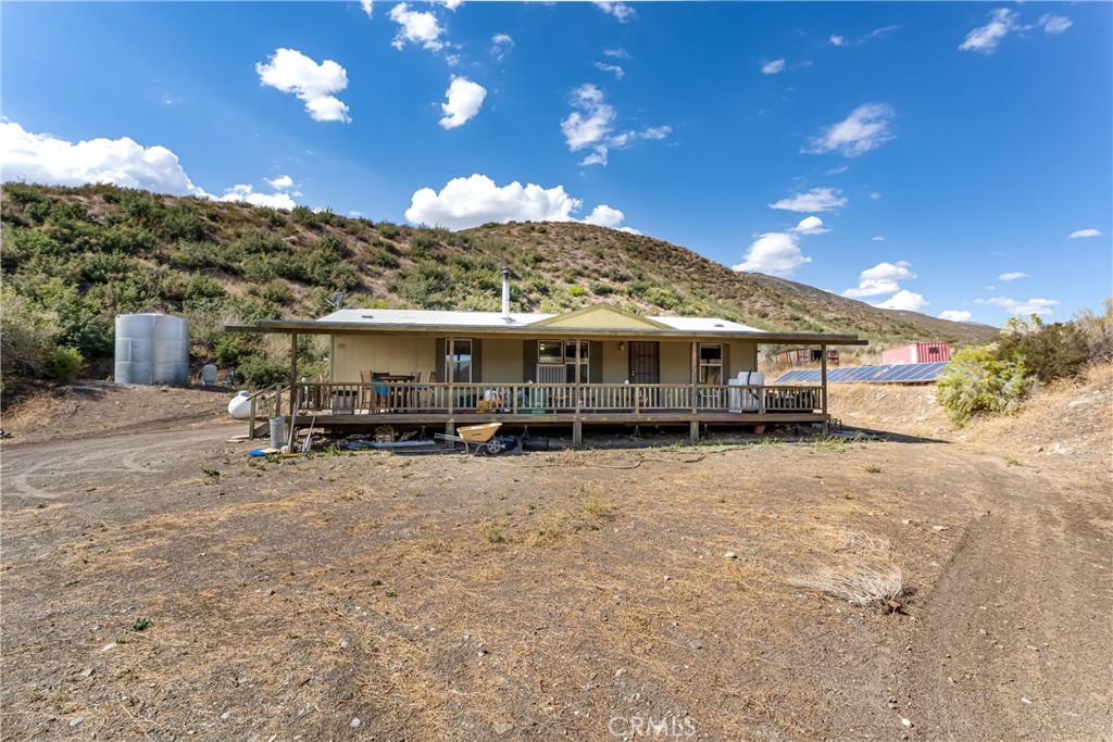 7497 Swarthout Canyon Road, Devore, CA 92403