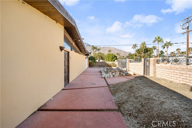 Detail Gallery Image 13 of 16 For 651 E Alexander Way, Palm Springs,  CA 92262 - 3 Beds | 2 Baths