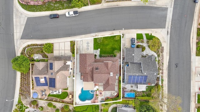 25912 Densmore Drive, Lake Forest CA: https://media.crmls.org/medias/b8c08000-25f1-409b-b5d1-02b19527cfc3.jpg