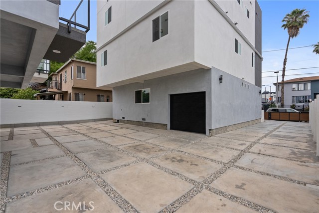 201 S Westlake Ave, Los Angeles CA: https://media.crmls.org/medias/b8c10d21-85f0-40e1-adfe-41141c528a88.jpg