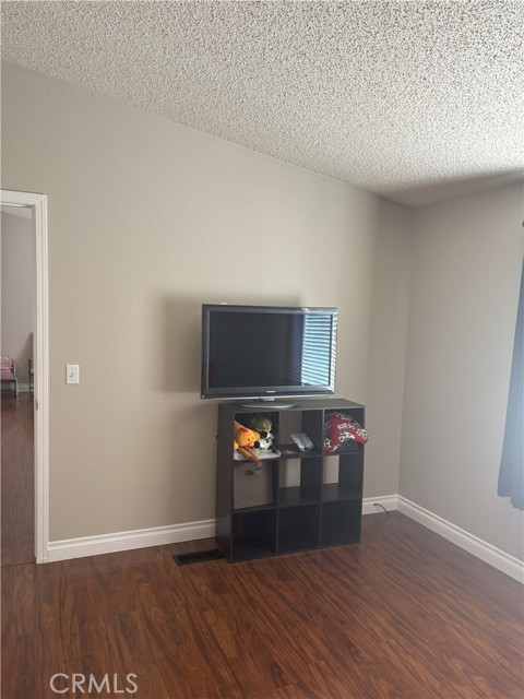 Detail Gallery Image 12 of 14 For 1414 W Central Ave #88,  Brea,  CA 92821 - 3 Beds | 2 Baths