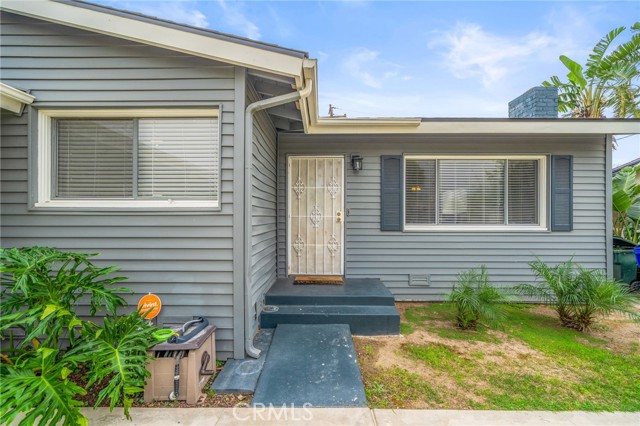 Detail Gallery Image 6 of 43 For 25459 33rd, San Bernardino,  CA 92404 - 3 Beds | 2 Baths