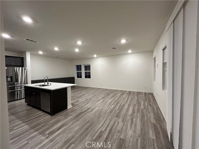 Detail Gallery Image 2 of 29 For 1357 Palo Verde, Vista,  CA 92083 - 3 Beds | 2/1 Baths