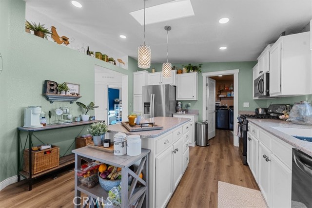 Detail Gallery Image 17 of 35 For 361 Knob Hill, Oroville,  CA 95966 - 3 Beds | 2 Baths