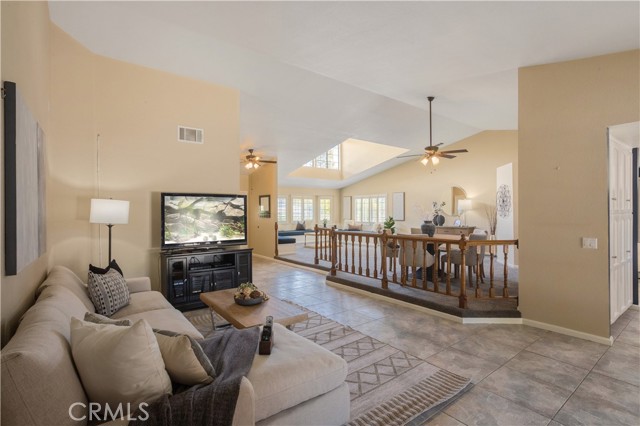 32045 Deseret, Wildomar CA: https://media.crmls.org/medias/b8c2527f-e0f9-43be-84aa-087e5ce1f706.jpg