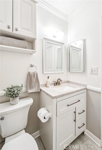 Detail Gallery Image 32 of 32 For 360 Gladys Avenue #6,  Long Beach,  CA 90814 - 2 Beds | 1/1 Baths