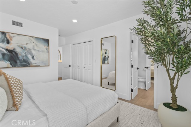 2045 Commodore Road, Newport Beach CA: https://media.crmls.org/medias/b8c41539-2d87-4973-93b7-2f6229d56285.jpg