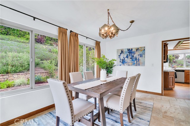 Detail Gallery Image 5 of 47 For 30440 via Victoria, Rancho Palos Verdes,  CA 90275 - 4 Beds | 2/1 Baths