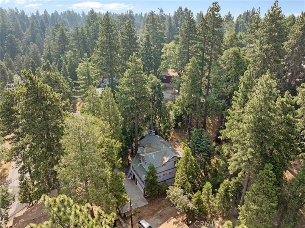 https://media.crmls.org/medias/b8c5cdbe-01be-4abc-95a9-9c6d4bcc9b70.jpg?preset=X-Large