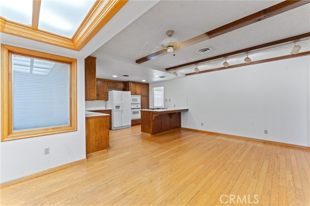 Detail Gallery Image 9 of 38 For 2919 Panorama Dr, Bakersfield,  CA 93306 - 3 Beds | 2/1 Baths