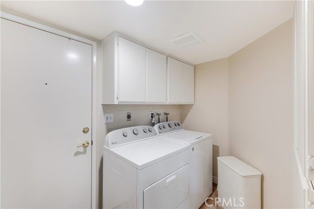 685 Vista Coto Verde, Camarillo CA: https://media.crmls.org/medias/b8c694ff-53ac-4467-8de8-5e06e7bd21dd.jpg