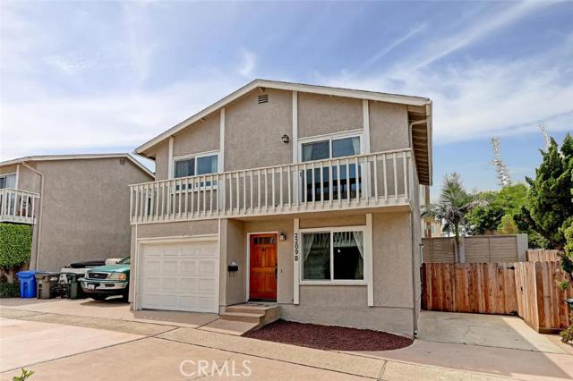 2209 Rockefeller Lane, Redondo Beach, California 90278, 3 Bedrooms Bedrooms, ,1 BathroomBathrooms,Residential,Sold,Rockefeller,SB16094650