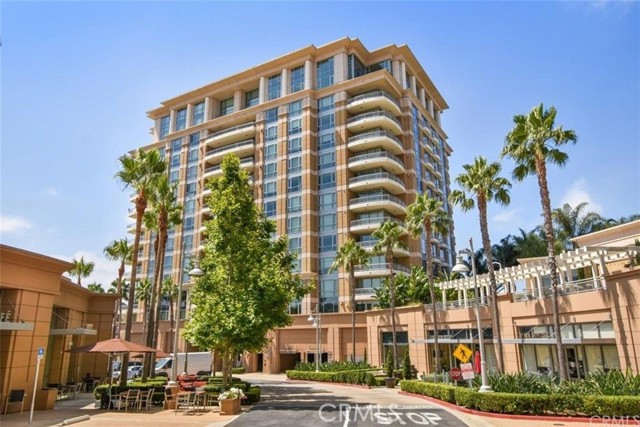 5124 Scholarship, Irvine CA: https://media.crmls.org/medias/b8c76175-d3ac-4208-a6cf-05467dadf6f3.jpg