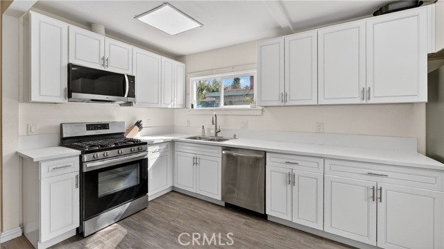 Detail Gallery Image 10 of 37 For 4490 Highland, Riverside,  CA 92506 - 3 Beds | 1 Baths