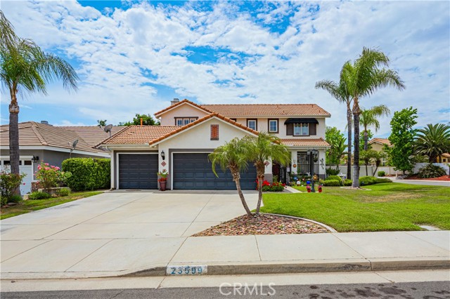 Detail Gallery Image 1 of 46 For 23599 Gingerbread Dr, Murrieta,  CA 92562 - 4 Beds | 2/1 Baths