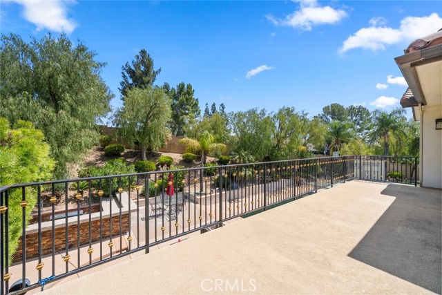 Detail Gallery Image 20 of 27 For 18501 Calle Vista Cir, Porter Ranch,  CA 91326 - 4 Beds | 4 Baths