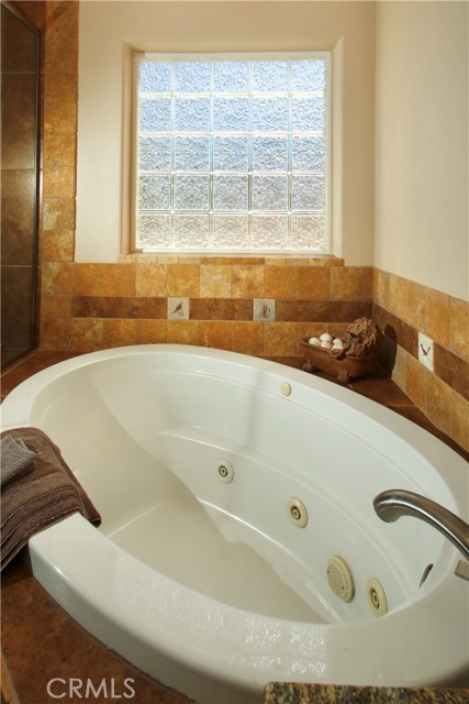 7125 Sunny Vista Road, Joshua Tree CA: https://media.crmls.org/medias/b8c875b7-2598-4f91-966e-8819360059d2.jpg