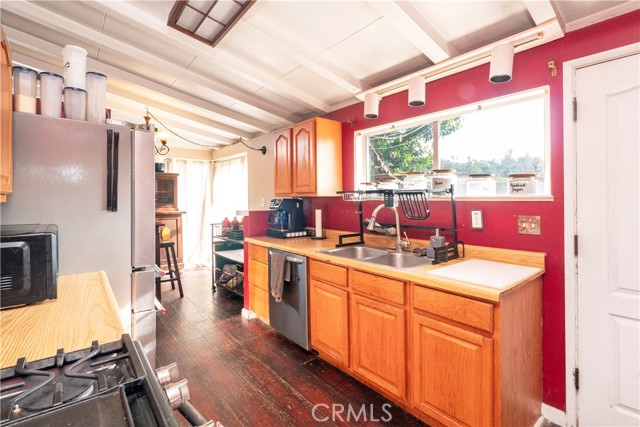 Detail Gallery Image 10 of 30 For 1114 E Lemon, Glendora,  CA 91741 - 4 Beds | 2 Baths