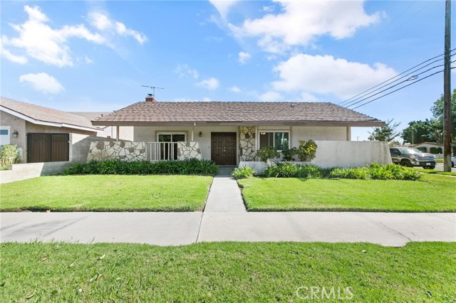 Image 2 for 205 N Eckhoff St, Orange, CA 92868