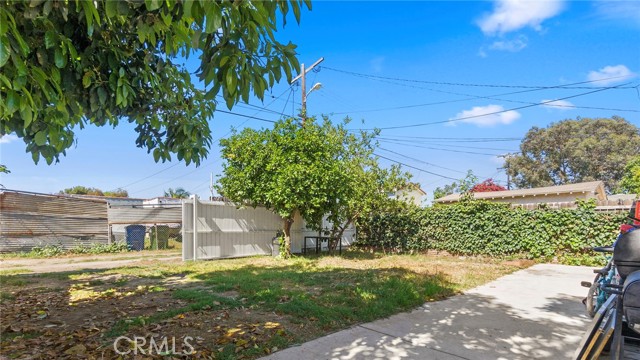 Detail Gallery Image 41 of 62 For 413 E 81st St, Los Angeles,  CA 90003 - – Beds | – Baths