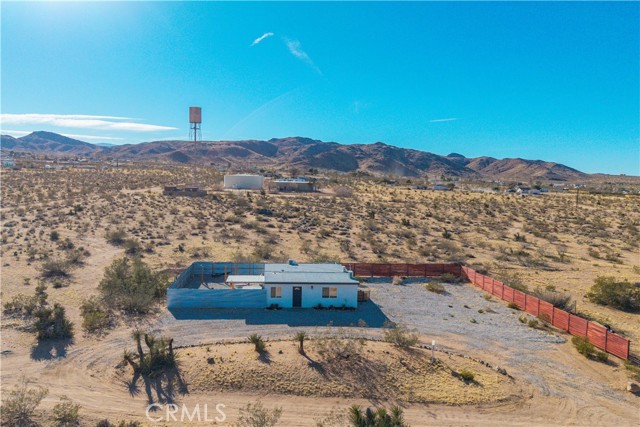 Detail Gallery Image 3 of 55 For 1746 Golden Sands, Landers,  CA 92285 - 2 Beds | 1 Baths