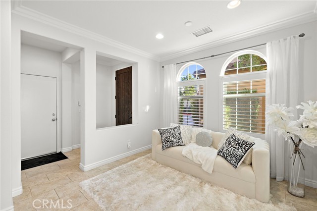9 Durham Court, Laguna Niguel CA: https://media.crmls.org/medias/b8cbb32b-5b03-4534-9f01-85e7bca934aa.jpg