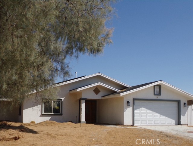 72712 Granite Avenue, 29 Palms CA: https://media.crmls.org/medias/b8cc2704-ddf1-40f3-a0e3-1e2e313c70d6.jpg