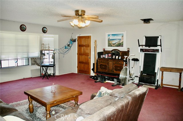 30717 Seminole Drive, Coarsegold CA: https://media.crmls.org/medias/b8cd5a47-d599-4dba-8ba1-7e909a0649f4.jpg