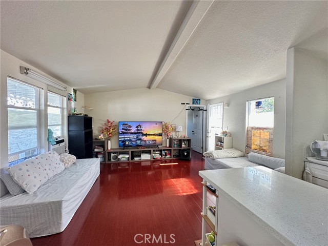 Detail Gallery Image 6 of 9 For 9851 Bolsa Ave #58,  Westminster,  CA 92683 - 2 Beds | 2 Baths