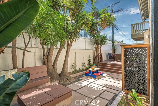 2418 Curtis Avenue, Redondo Beach, California 90278, 3 Bedrooms Bedrooms, ,2 BathroomsBathrooms,Residential,Sold,Curtis,SB22205697