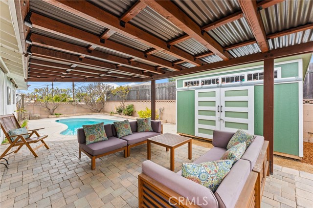 511 Mariposa Street, La Habra CA: https://media.crmls.org/medias/b8cedc1a-9232-4f1e-91d5-25d92251b502.jpg