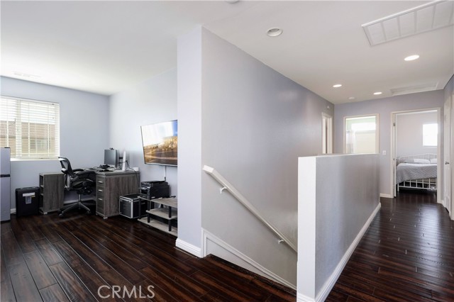 Detail Gallery Image 15 of 33 For 43106 Sondi Dr, Lancaster,  CA 93536 - 4 Beds | 2/1 Baths