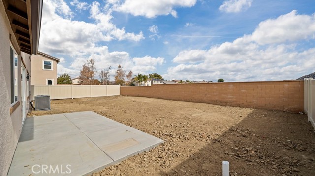 Image 36 of 49 For 14424 Buvan Ct