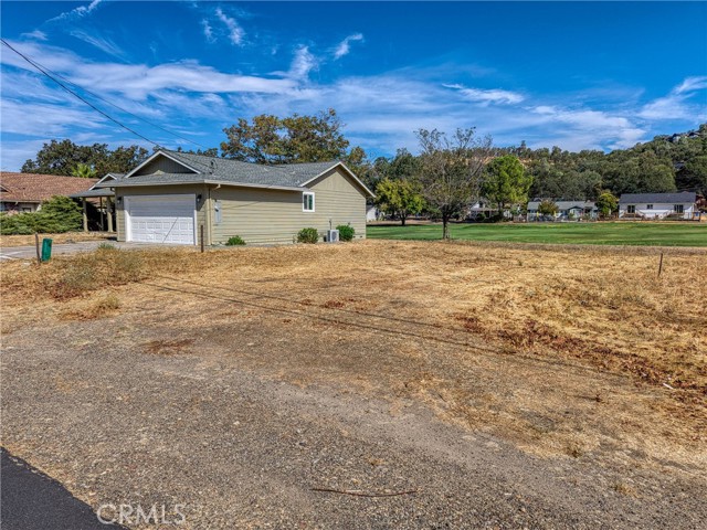 18860 Deer Hollow Rd, Hidden Valley Lake CA: https://media.crmls.org/medias/b8cfad35-0cae-4b80-94a3-8e315689fd93.jpg