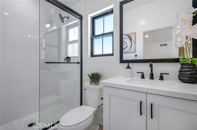 Image 20 of 39 For 1103 Catania Ct.  207