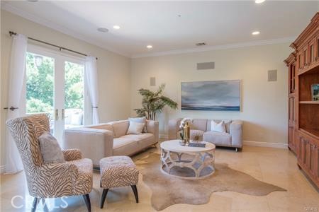 13045 Greenleaf Street, Studio City CA: https://media.crmls.org/medias/b8cfc1e6-27f7-4687-ac5d-5ae8569f392f.jpg