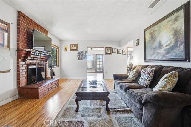 Detail Gallery Image 10 of 55 For 4400 Harrison Canyon, San Bernardino,  CA 92404 - 3 Beds | 1 Baths