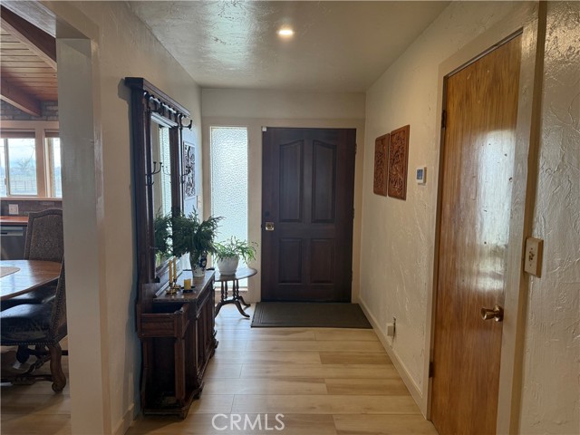 Detail Gallery Image 3 of 65 For 25565 Road 13, Chowchilla,  CA 93610 - 4 Beds | 3 Baths