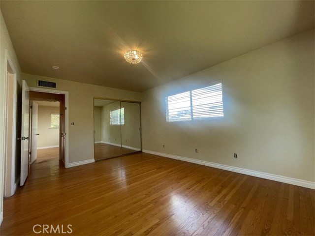 Detail Gallery Image 12 of 35 For 23439 Clarendon St, Woodland Hills,  CA 91367 - 3 Beds | 2 Baths