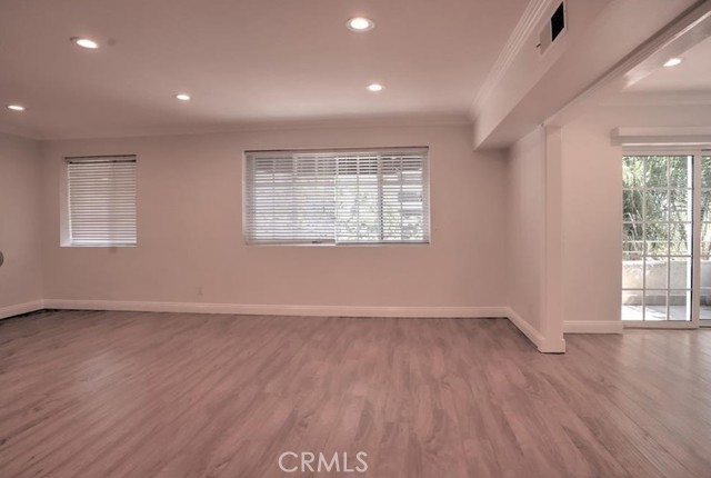 Detail Gallery Image 6 of 27 For 10645 Wilshire Bld #201,  Los Angeles,  CA 90024 - 2 Beds | 2 Baths