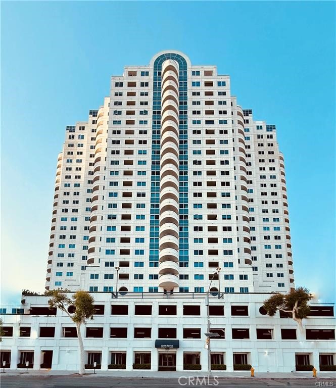 525 E Seaside Way #308