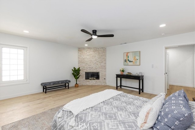 Detail Gallery Image 27 of 41 For 20919 De La Guerra St, Woodland Hills,  CA 91364 - 3 Beds | 3 Baths