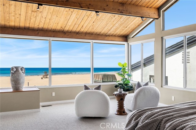 Detail Gallery Image 1 of 48 For 7008 W Oceanfront, Newport Beach,  CA 92663 - 5 Beds | 3/1 Baths