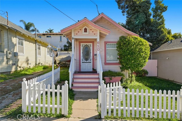 610 Carnelian, Redondo Beach, California 90277, ,Residential Income,For Sale,Carnelian,SB26077419