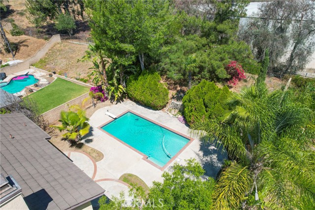 49 Village Loop Road, Pomona CA: https://media.crmls.org/medias/b8d41727-2f7e-4954-88e5-1729627318c4.jpg